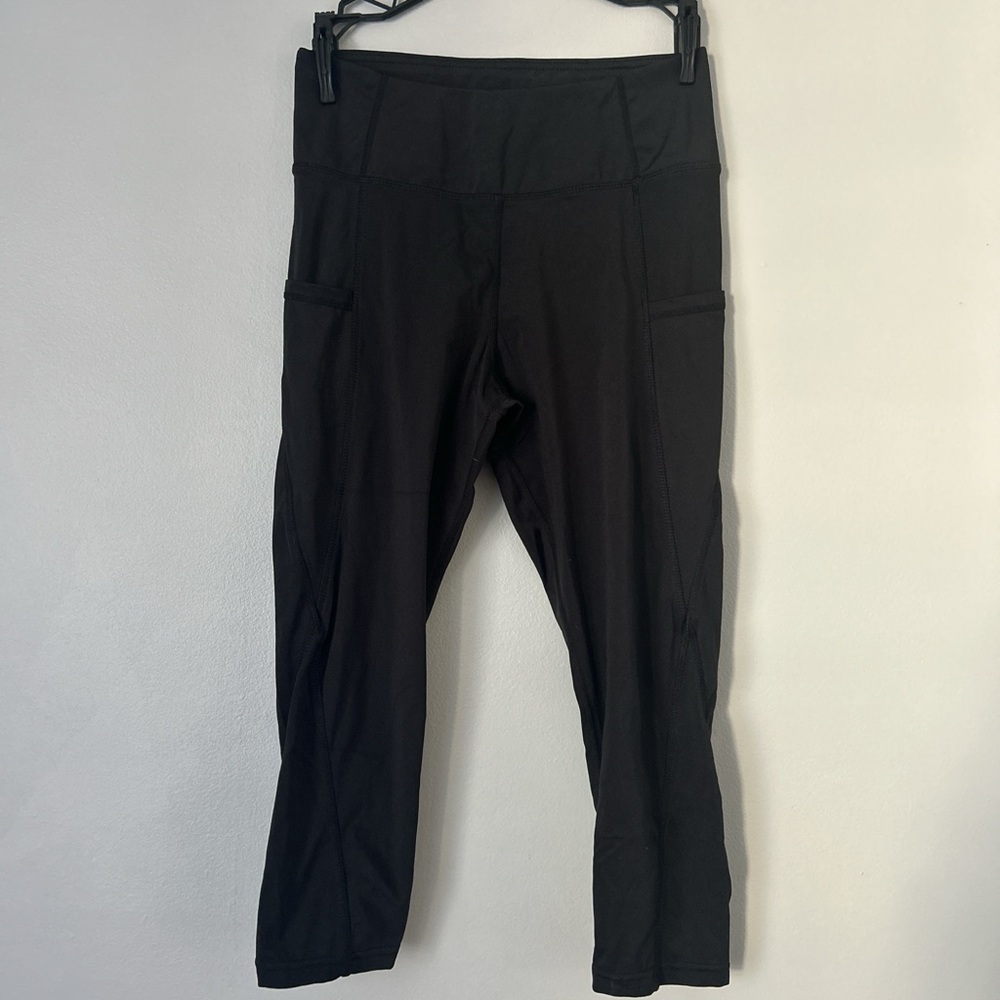 Black Cropped Leggings
